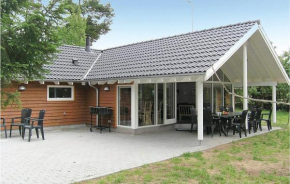 Five-Bedroom Holiday Home in Kopingsvik